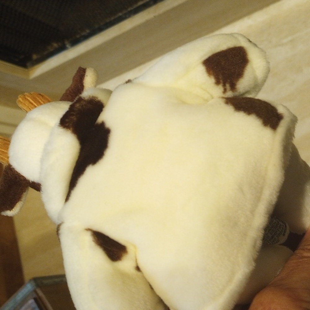 Moo Cow FREE with $25 purchase. - Picture 5 of 6